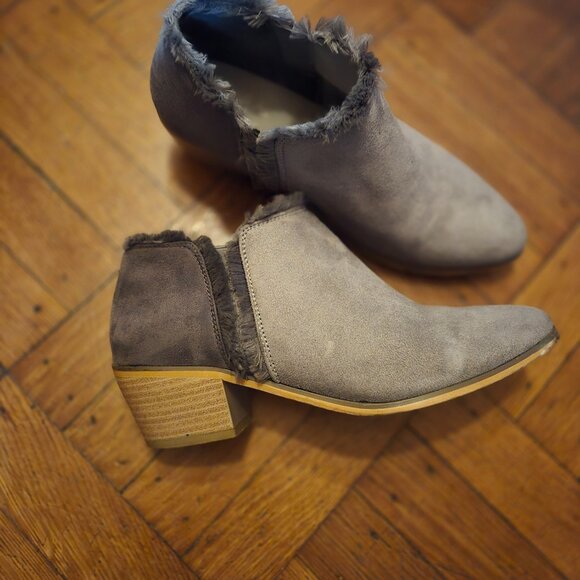 Grey booties 7.5 - Picture 3 of 7